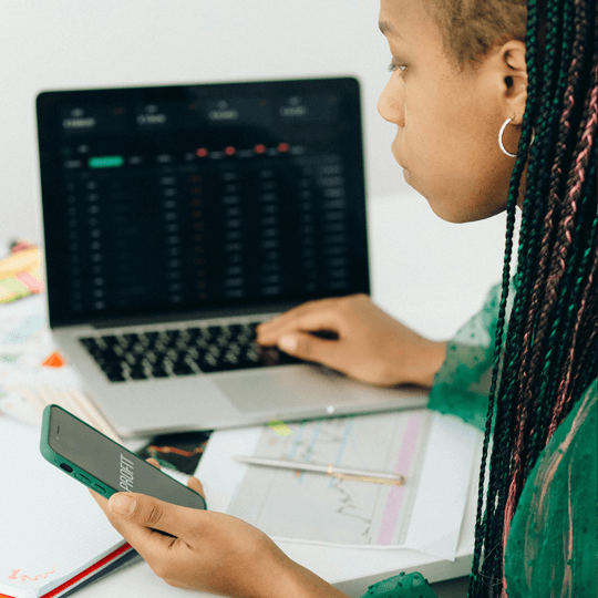 Slide Amrix Sys análisis del rendimiento ilustración